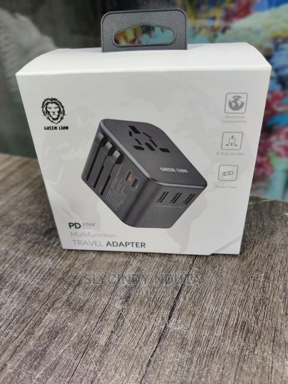  Travel adapter 20w