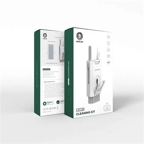 Green Lion 8 in 1 Cleaning Kit